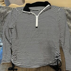 Black & White long sleeve - M